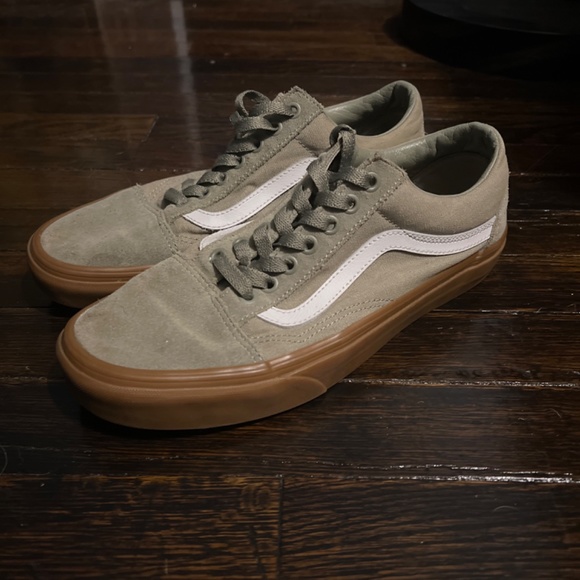 Vans Old Skool Unisex Olive Green White Gum Bottom Low Top Sneakers - Picture 3 of 6